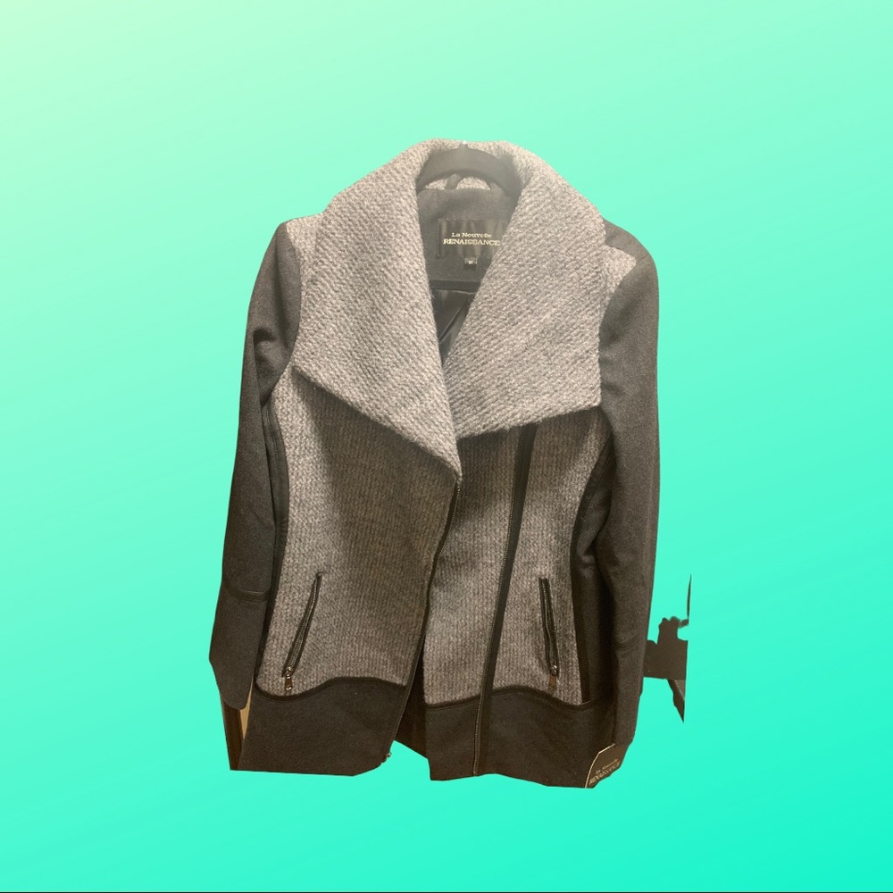 New Coat 🧥 💕 Renaissance INC Coat 👉🏼NEW